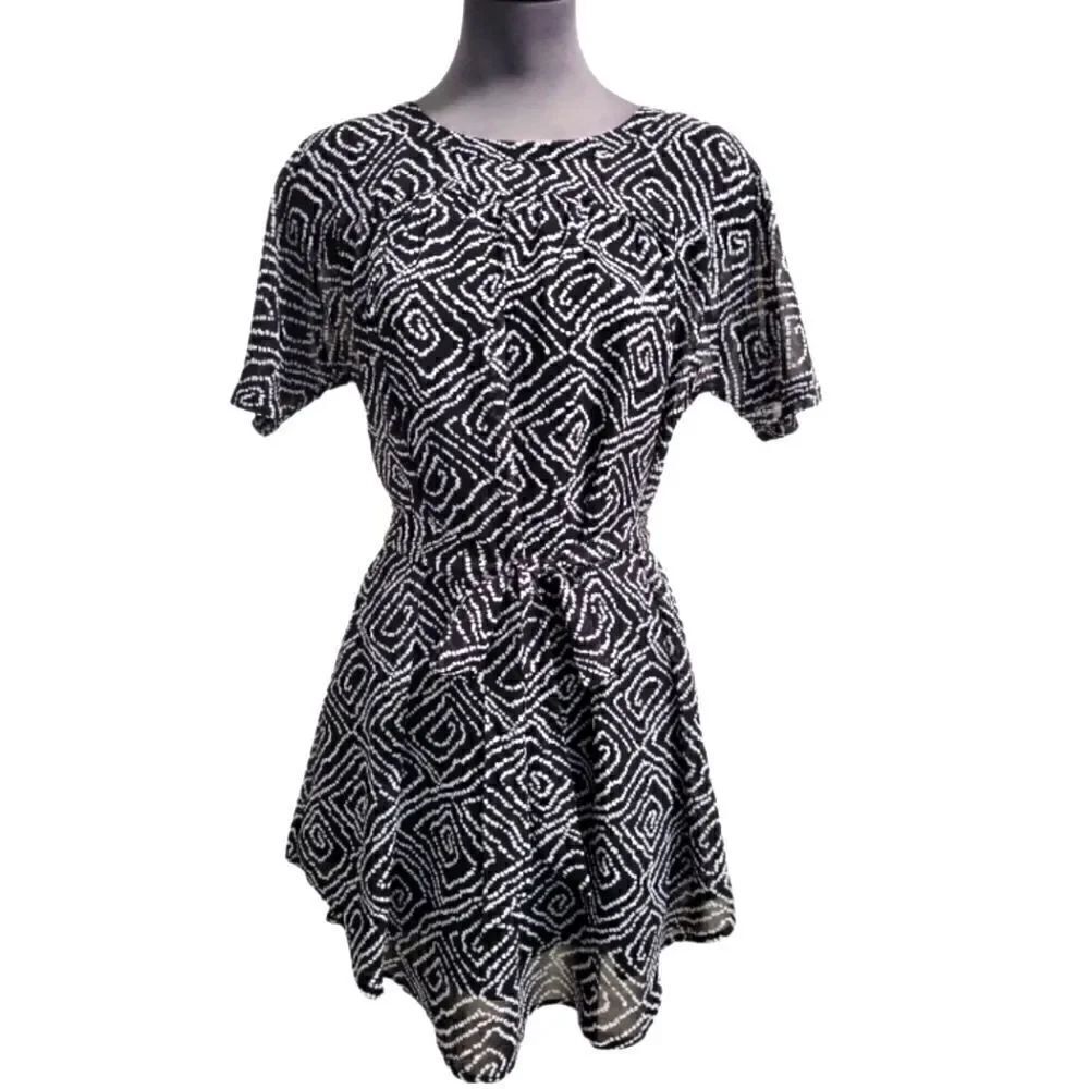 NWT LOFT PETITES SHORT SLEEVE SHEER DRESS WITH LINING SZ. XSP